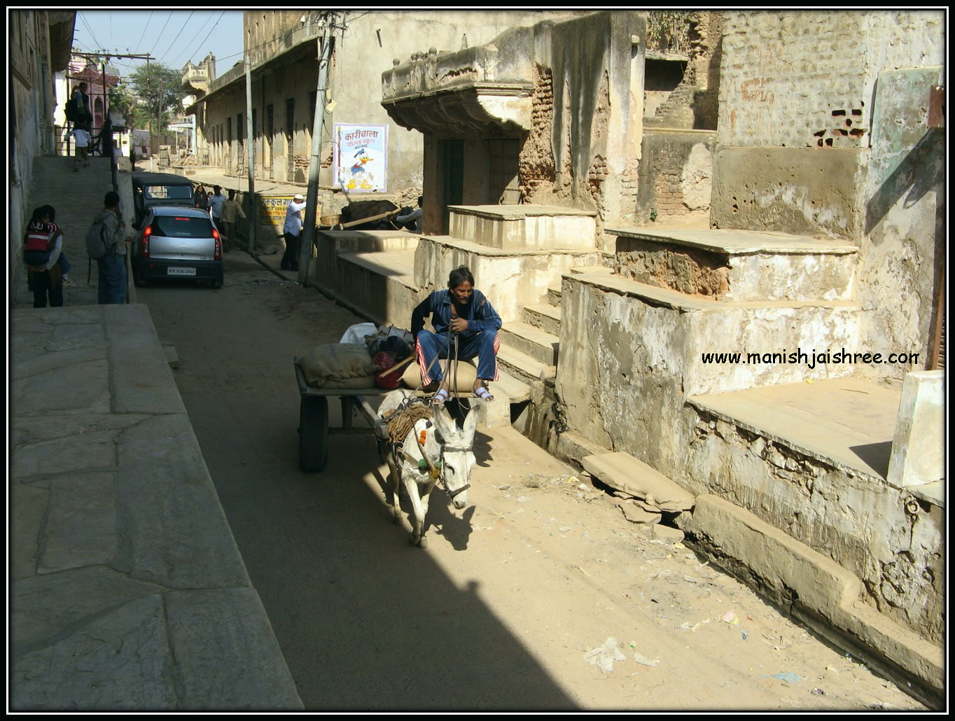 Narrow lanes and donkey carts